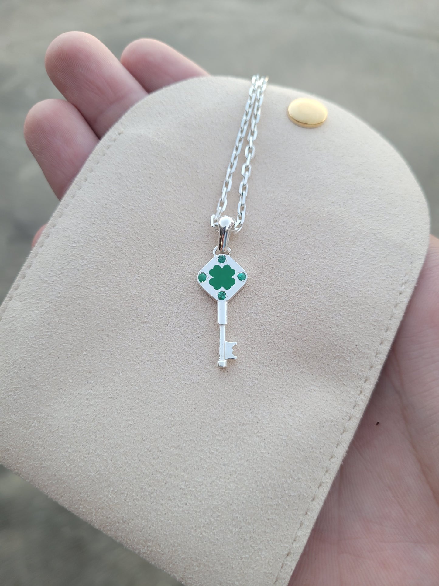 Luck pendant