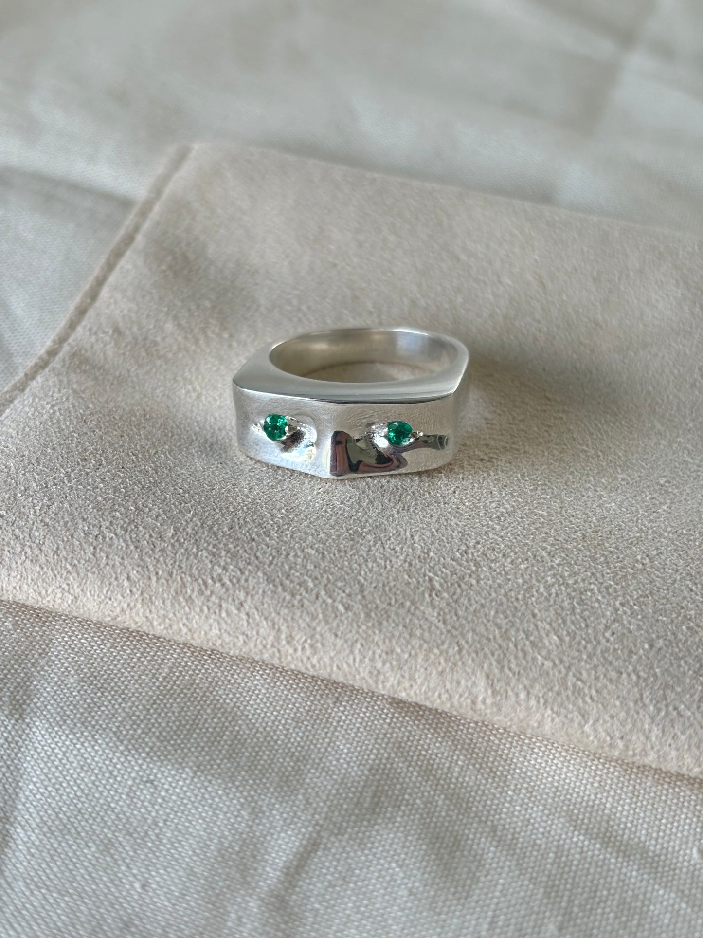 Elina Emerald Ring